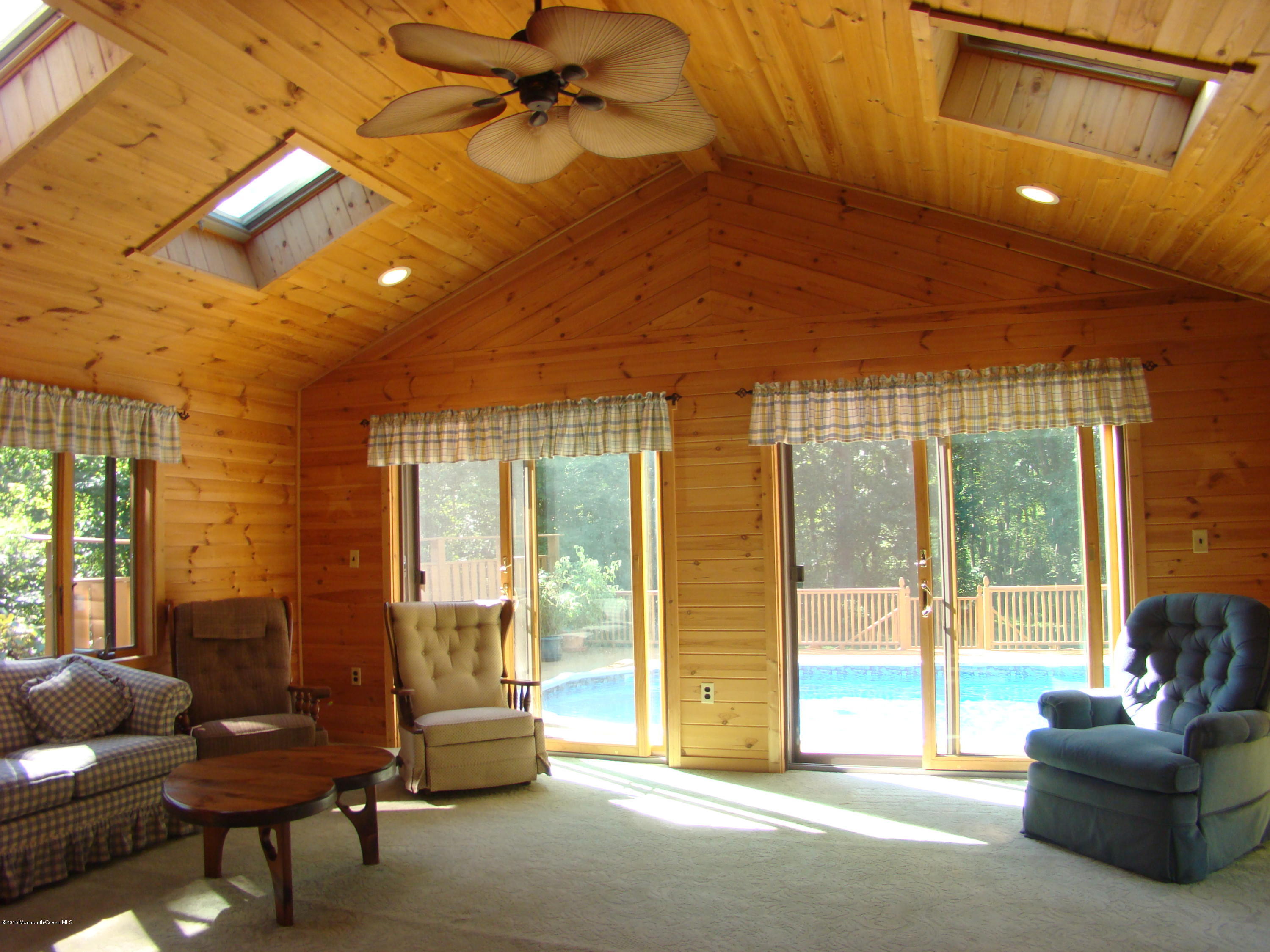 185 Long Swamp Road New Egypt, NJ 08533 - Photo 7 of 29 DSC08843