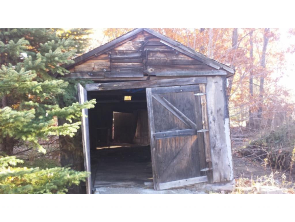 77 Farmer Road Hooksett, NH 03106 - Photo 3 of 12