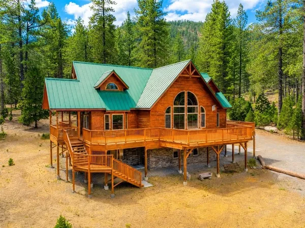 $1,475,000 | 3914 Eddy Creek Road, Weed, CA 96094