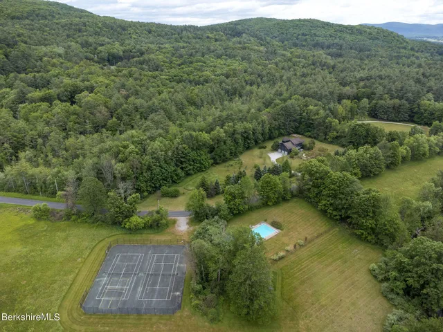 a picture of floor plan