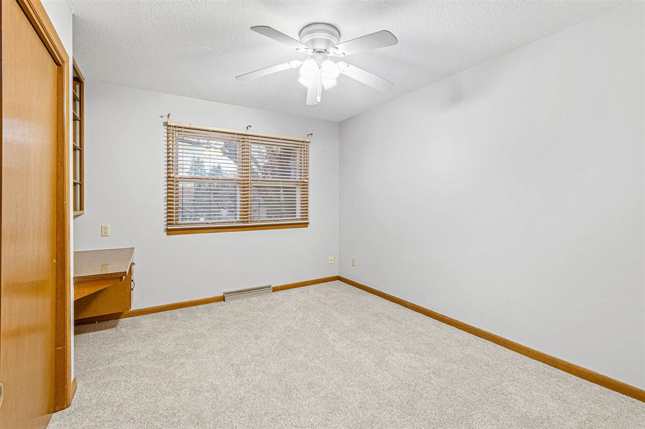 3011 Pinecrest Road Iowa City, IA 52245 - Photo 22 of 45 Gallery Image 22