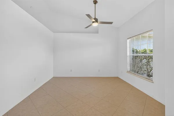 $3,400 | 538 Southwest Nadell Avenue, Port St. Lucie, FL 34953