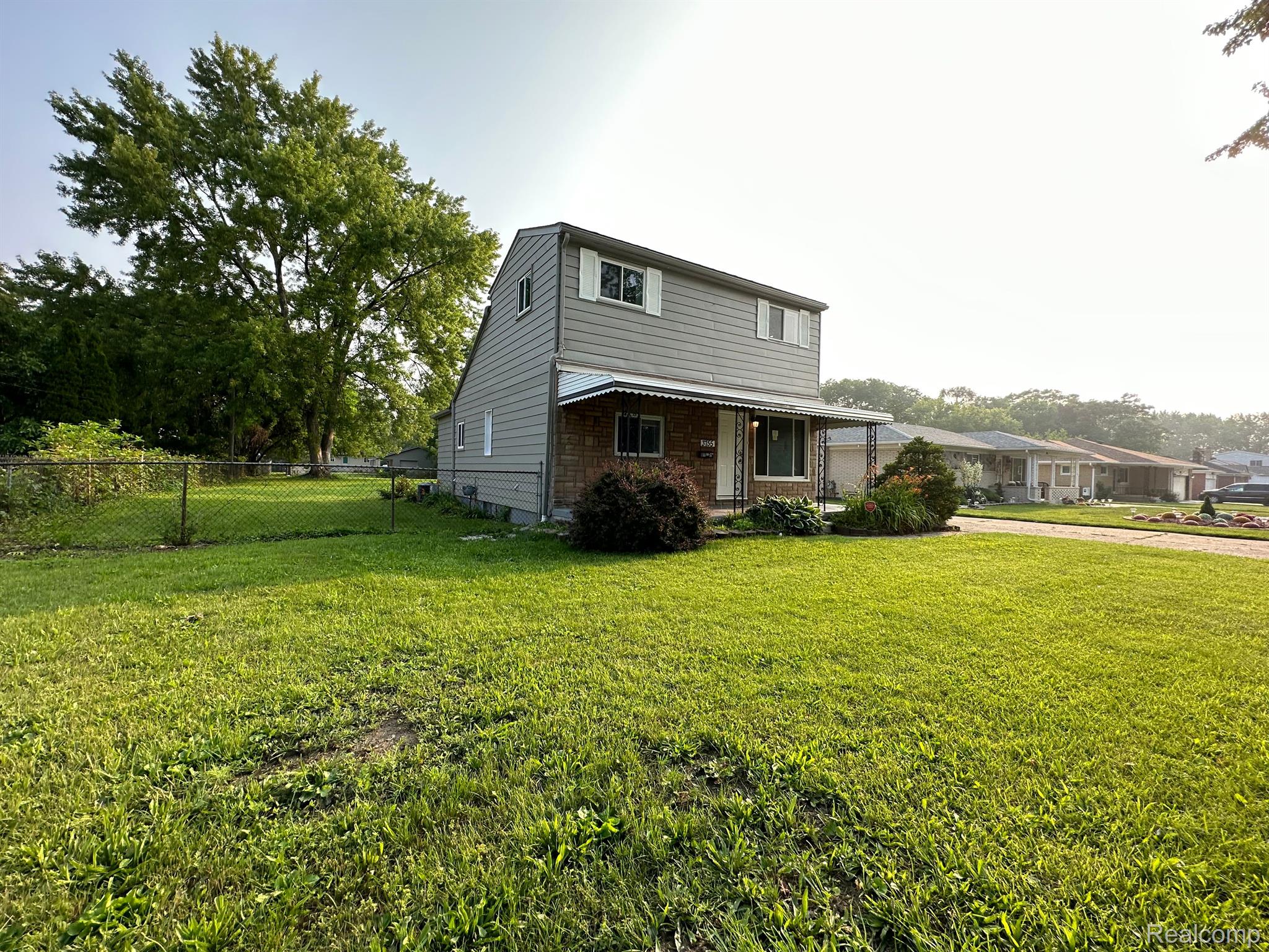 3755 Stephens Road Warren, MI 48091 - Photo 1 of 31 Gallery Image 1
