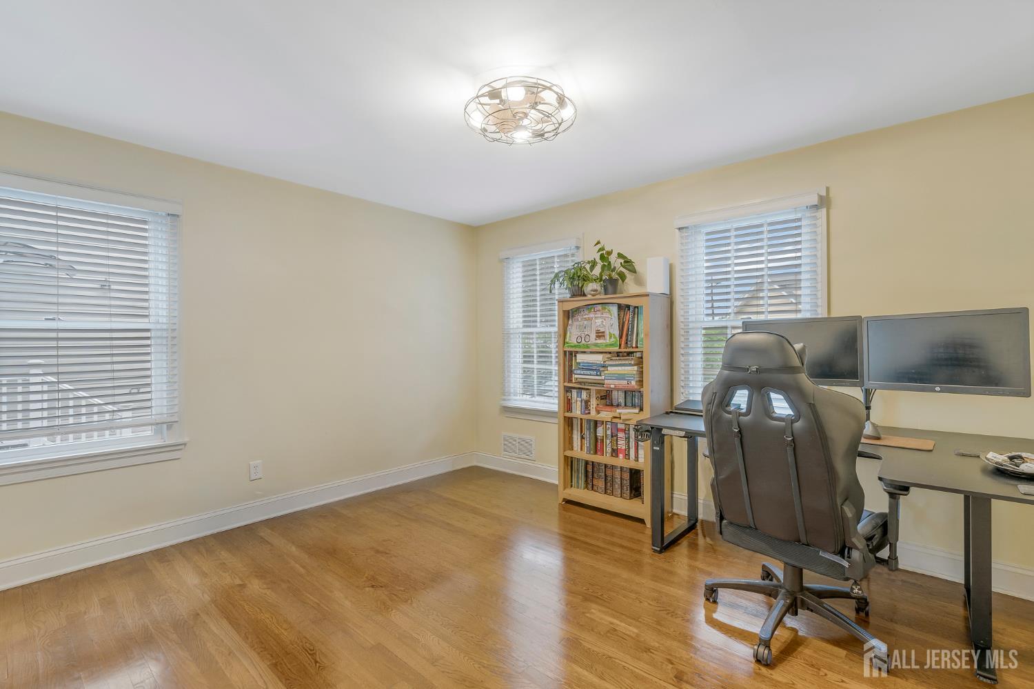 8 Hooker Avenue Middlesex, NJ 08846 - Photo 18 of 22