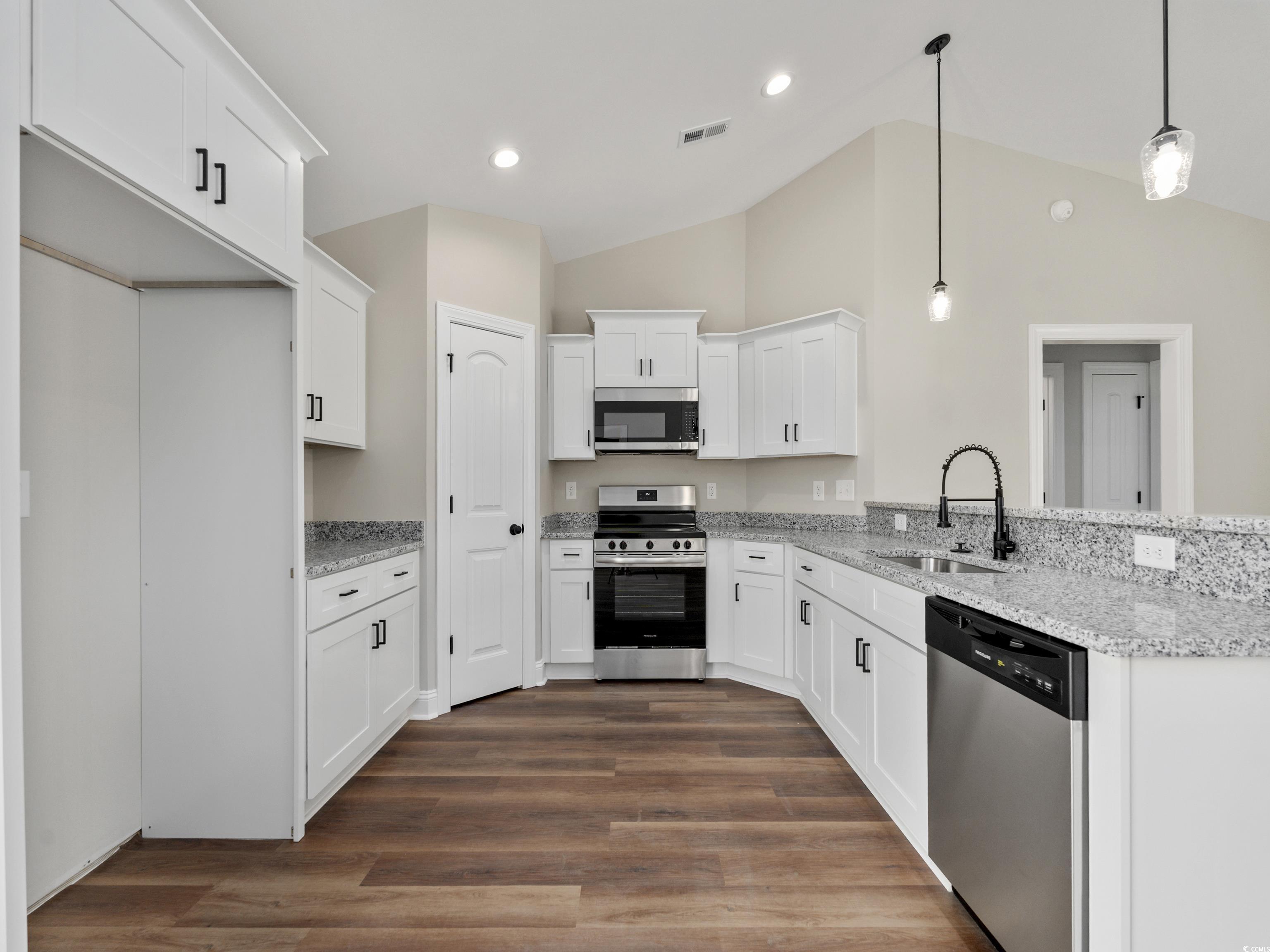 3421 B And S Road Loris, SC 29569 - Photo 12 of 26 Gallery Image 12