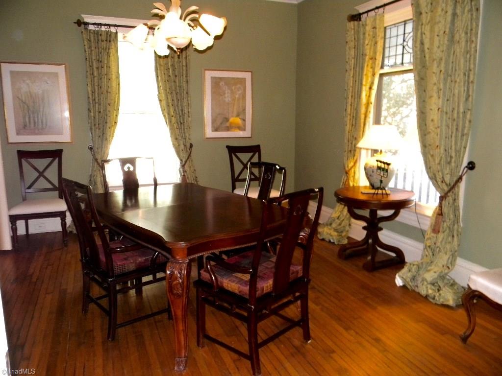 905 Johnson Street High Point, NC 27262 - Photo 9 of 30 Gallery Image 9