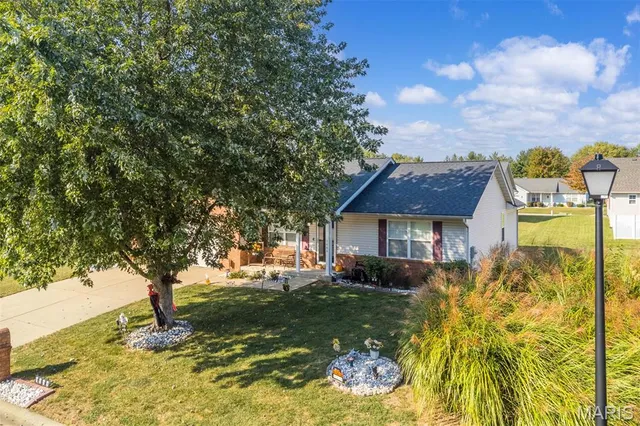 $349,900 | 1446 Willoughby Drive, O'Fallon, IL 62269