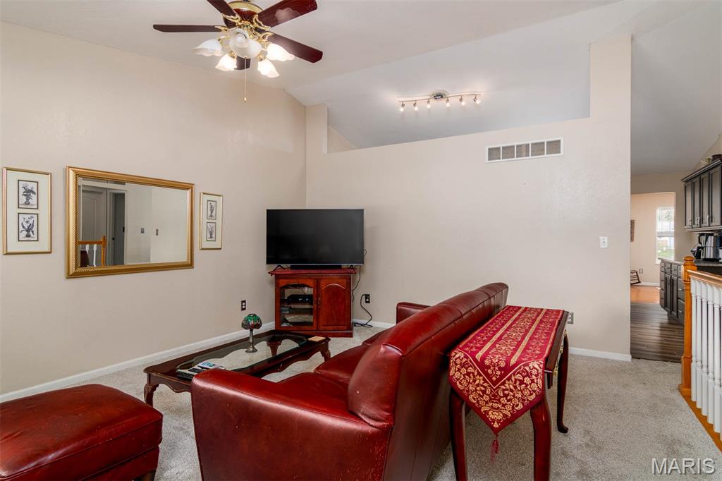 1446 Willoughby Drive O'Fallon, IL 62269 - Photo 6 of 39