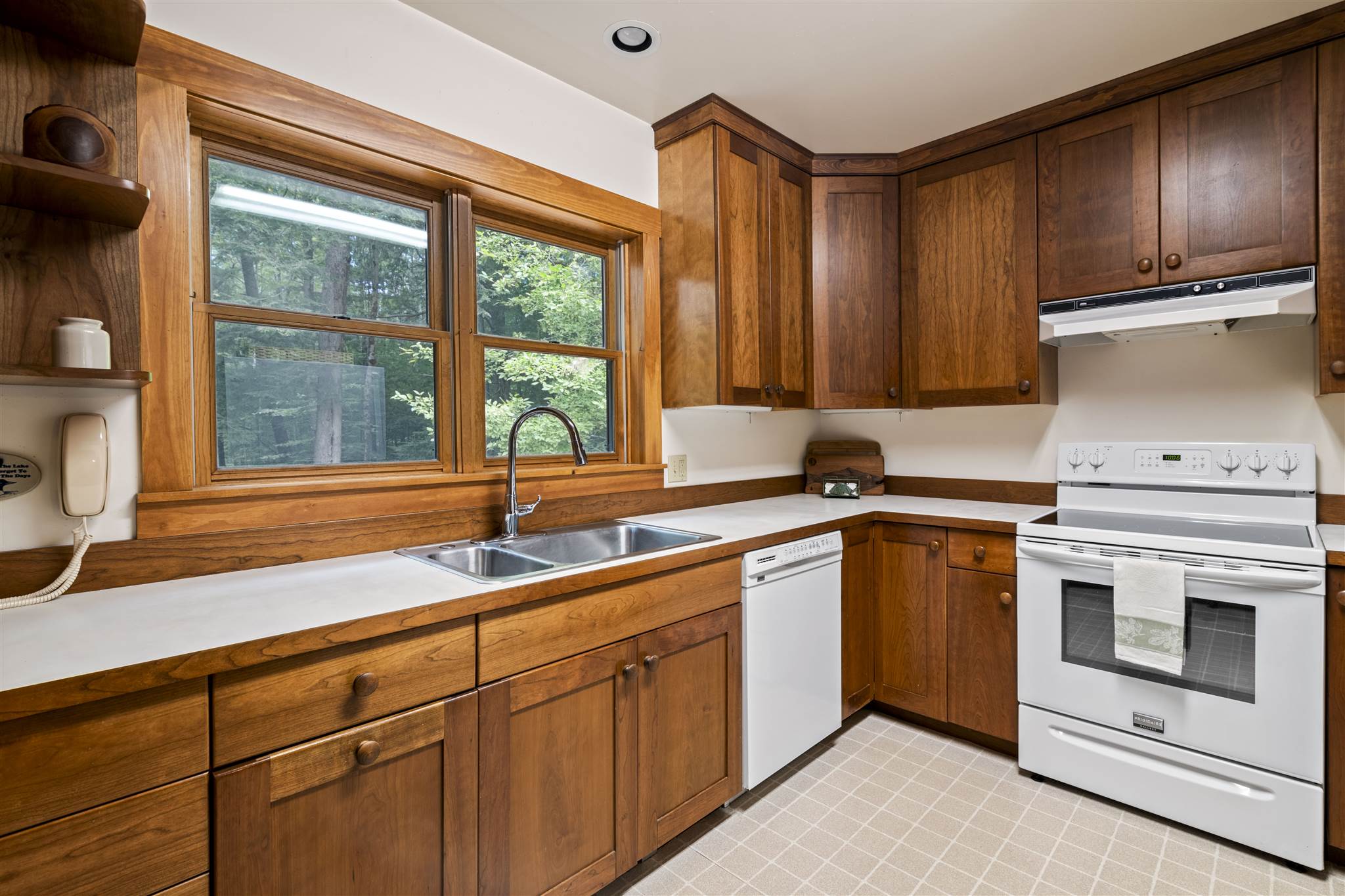 261 Metcalf Road Sandwich, NH 03227 - Photo 12 of 40