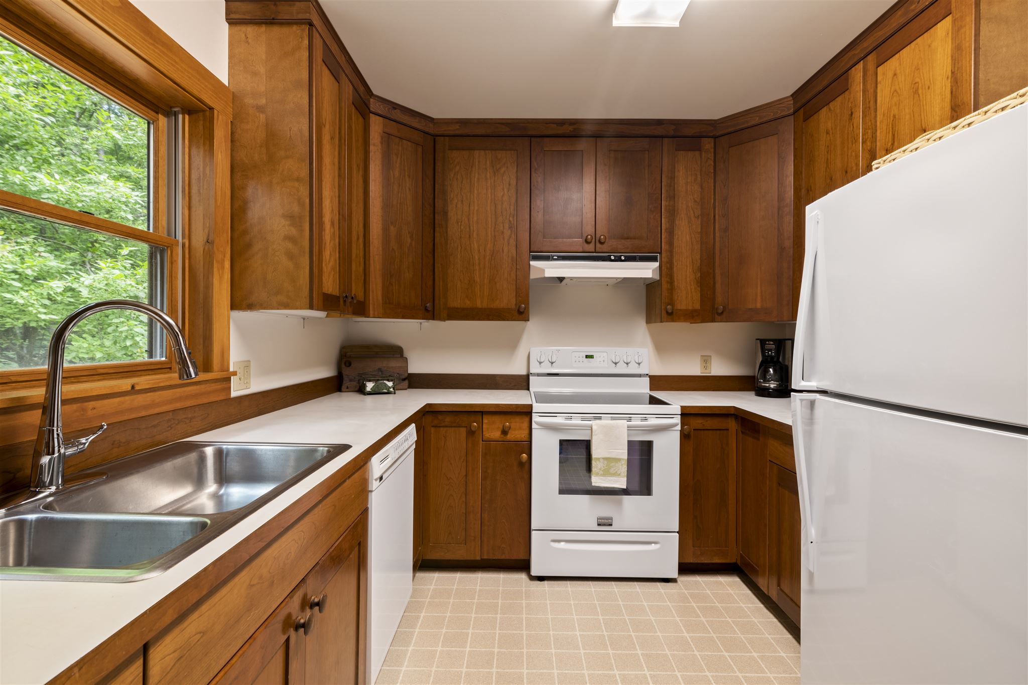261 Metcalf Road Sandwich, NH 03227 - Photo 13 of 40
