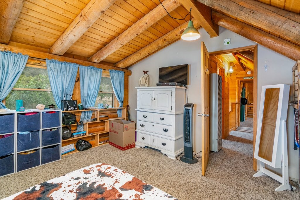 37325 Bohlen Road Anza, CA 92539 - Photo 28 of 43 a bed room with a bed and a window