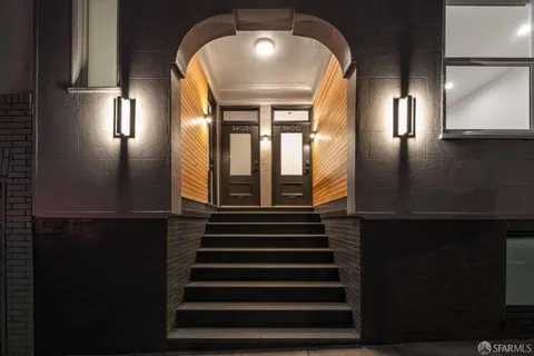 a view of entryway