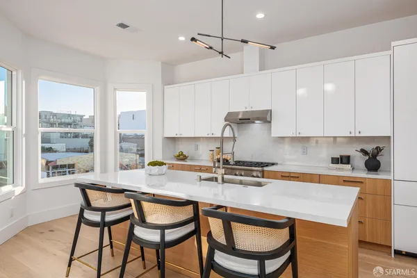 $1,498,000 | 1400 Broadway, San Francisco, CA 94109