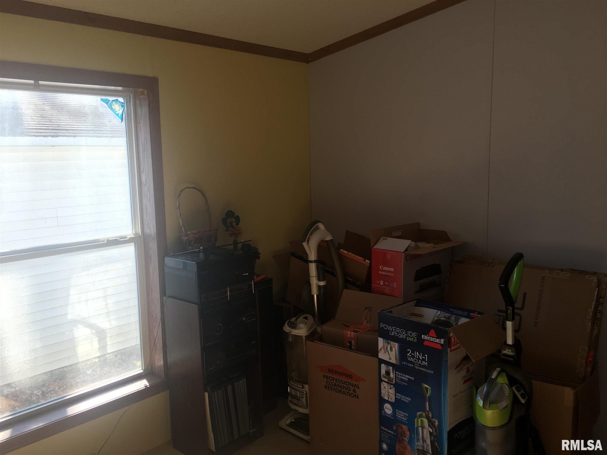383 Marnico Road Jacksonville, IL 62650 - Photo 25 of 50
