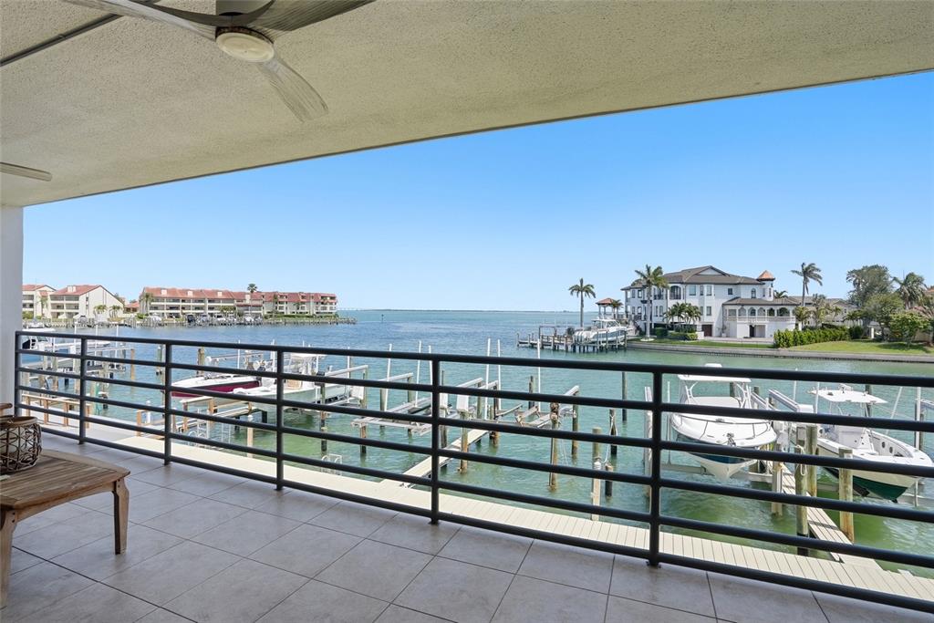 363 Pinellas Bayway South, Unit 29 Tierra Verde, FL 33715 - Photo 29 of 59 a view of a balcony with city view