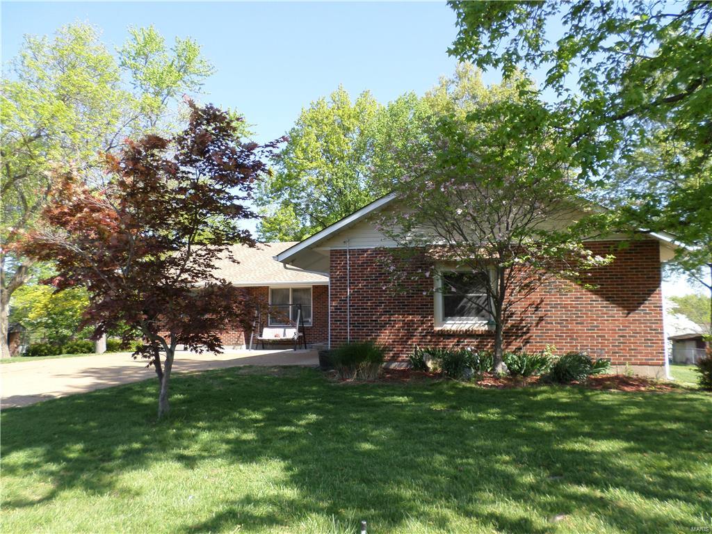 2701 Yaeger Road St. Louis, MO 63129 - Photo 1 of 26 Gallery Image 1