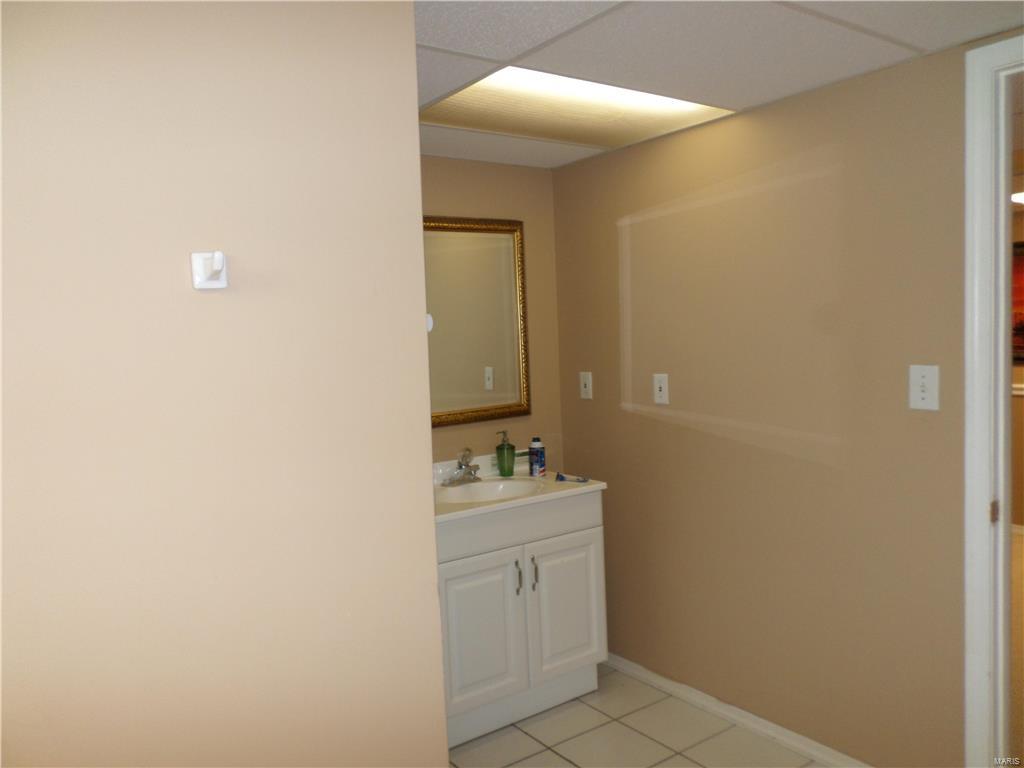 2701 Yaeger Road St. Louis, MO 63129 - Photo 20 of 26 Gallery Image 20