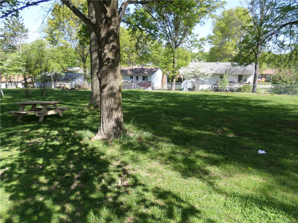 2701 Yaeger Road St. Louis, MO 63129 - Photo 24 of 26 Gallery Image 24
