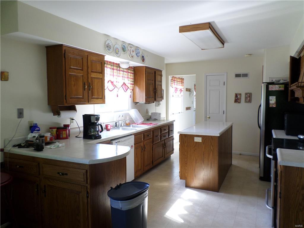 2701 Yaeger Road St. Louis, MO 63129 - Photo 7 of 26 Gallery Image 7