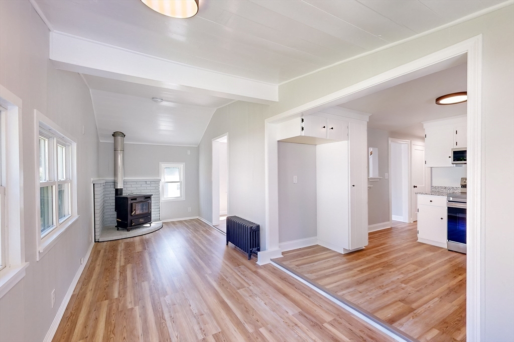 31 Brickel Road Stoughton, MA 02072 - Photo 8 of 32 Gallery Image 8