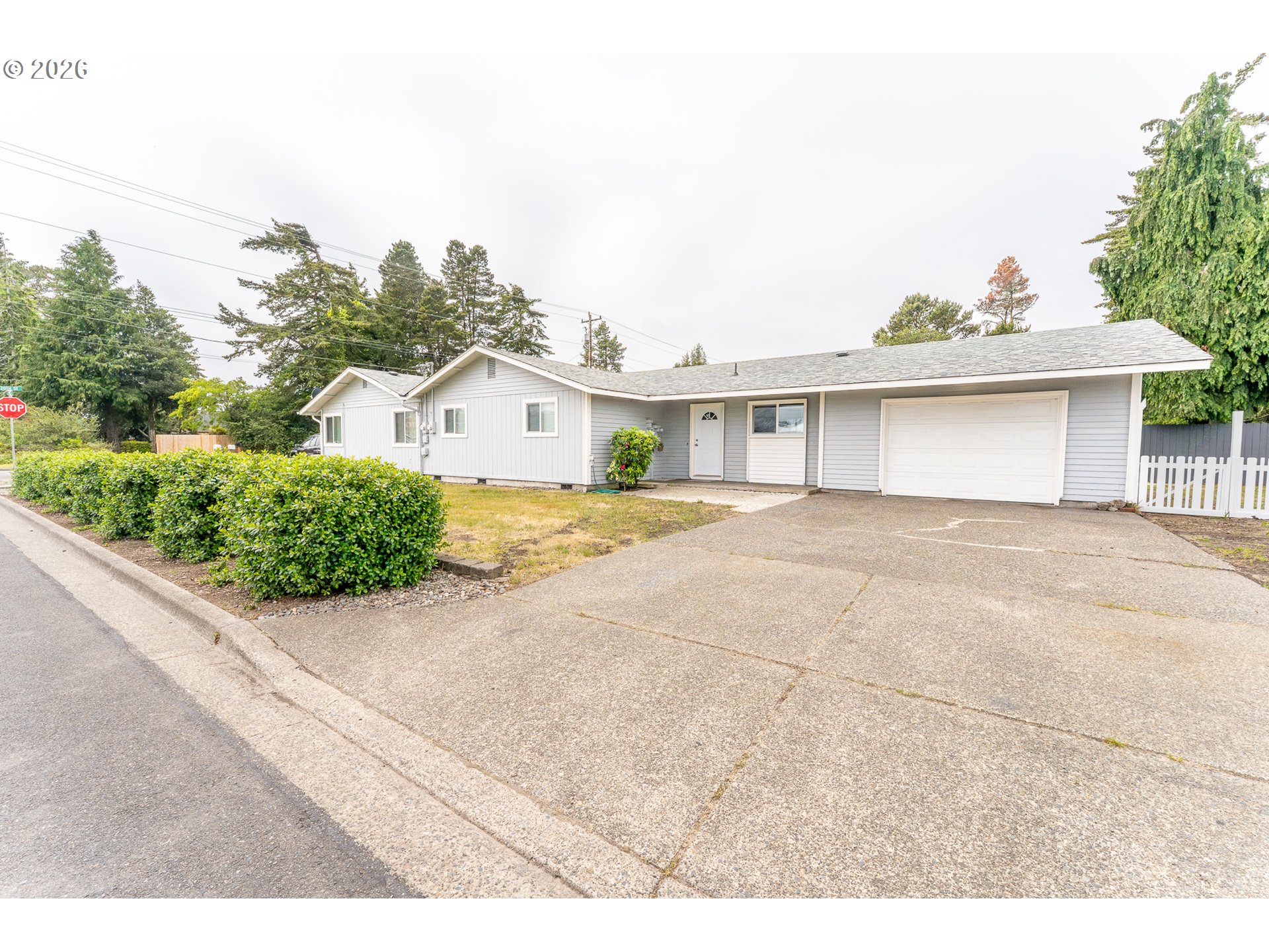 2025 Pine Street Florence, OR 97439 - Photo 2 of 29 Driveway