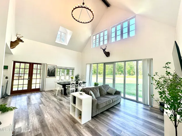 $579,000 | 700 Rathell Road, Lexington, MS 39095