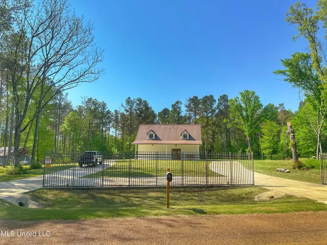 $579,000 | 700 Rathell Road, Lexington, MS 39095