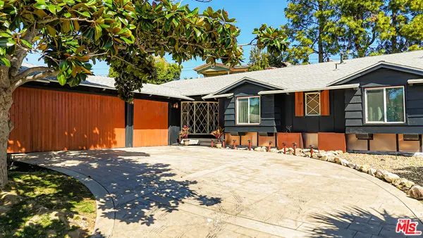 $9,000 | 5604 Shenandoah Avenue, Los Angeles, CA 90056