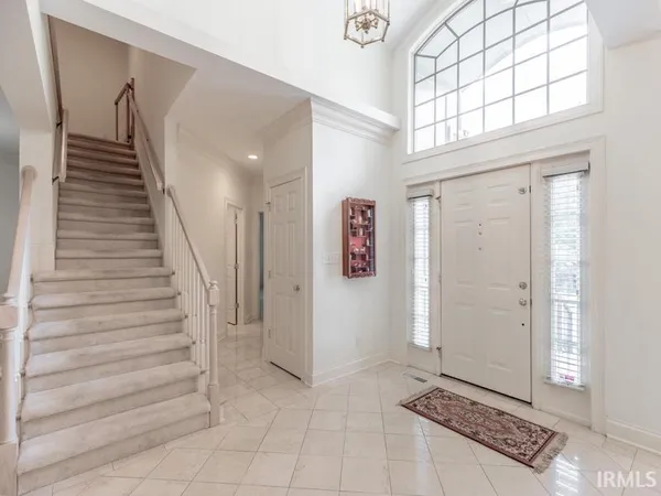 $499,000 | 712 Cobblestone Drive, Evansville, IN 47715