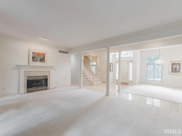 $499,000 | 712 Cobblestone Drive, Evansville, IN 47715