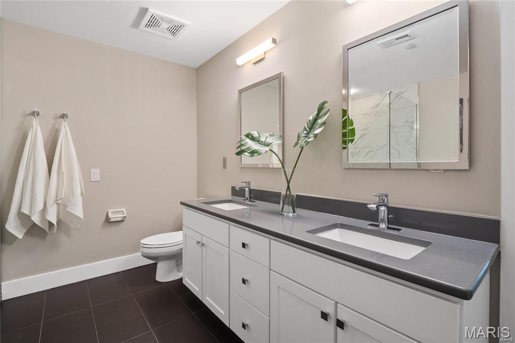 6340 Clayton Road, Unit 103 St. Louis, MO 63117 - Photo 17 of 28