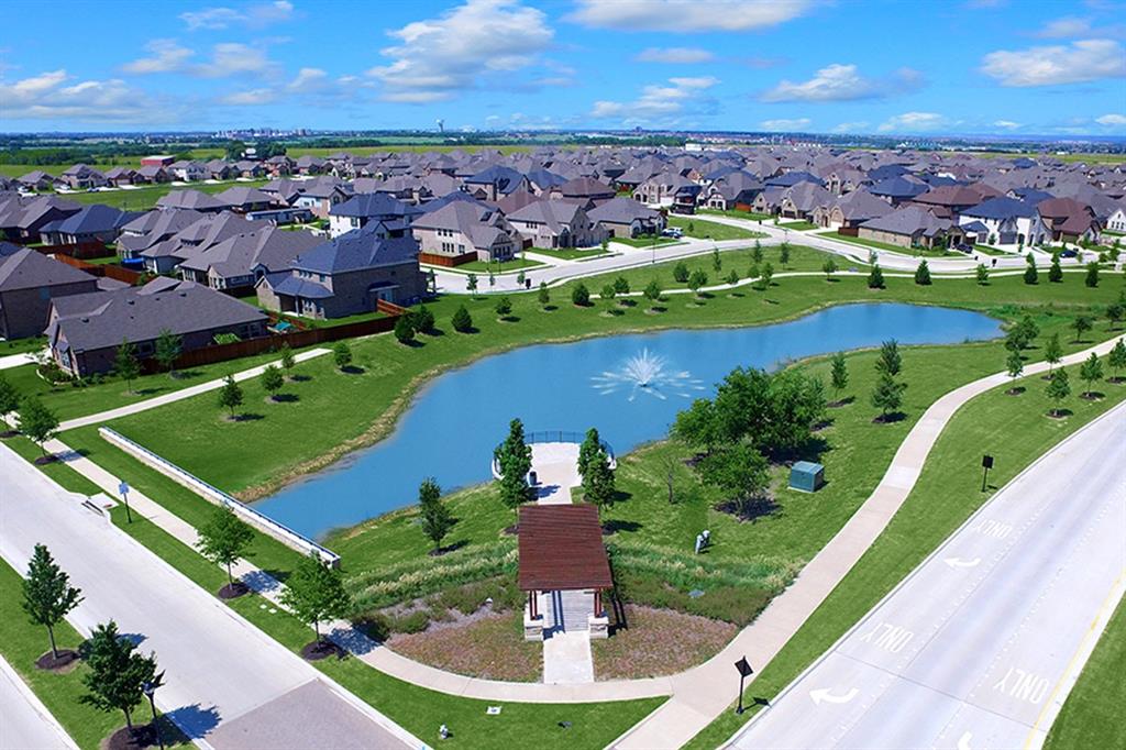 2807 Augustus Way Mansfield, TX 76063 - Photo 40 of 40 an aerial view of a