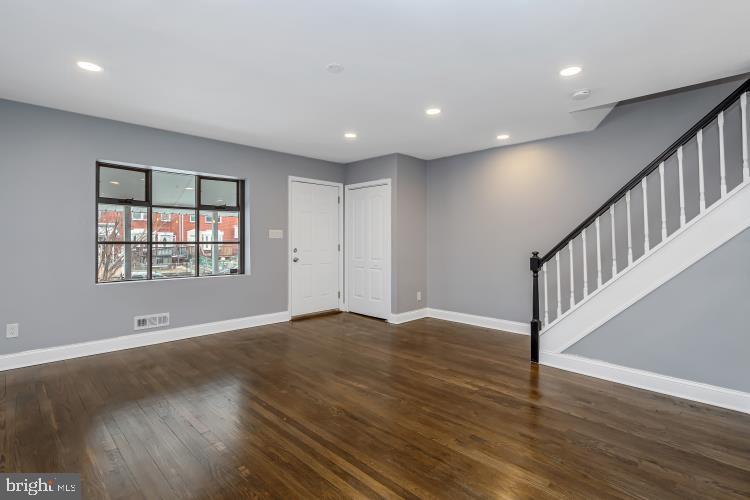 1015 Arncliffe Road Baltimore, MD 21221 - Photo 4 of 41