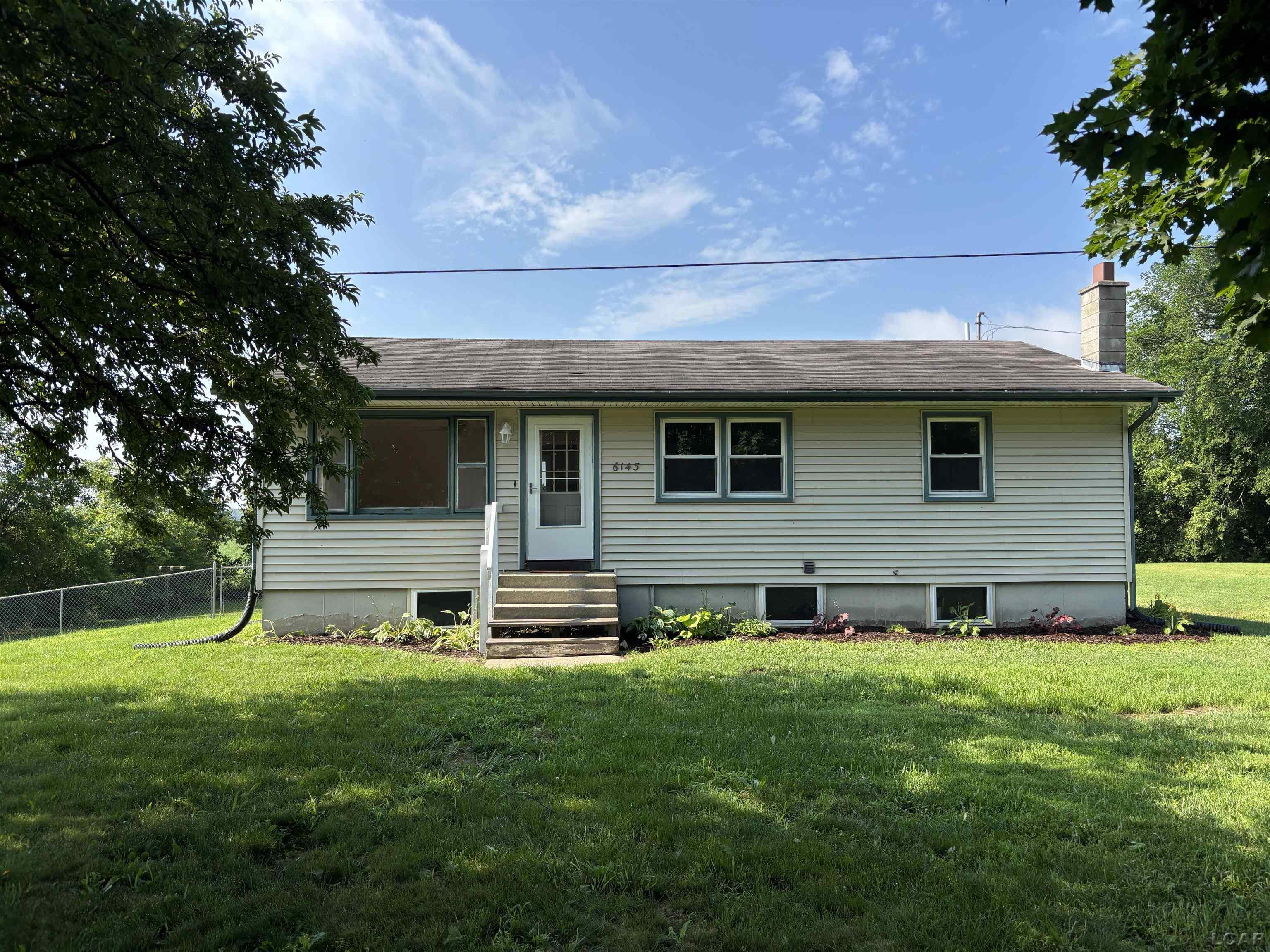 6143 Shepherd Road Adrian, MI 49221 - Photo 1 of 20 50180170-4d6faccb-d74a-4d4c-883a-73de2c66d4db.JPG