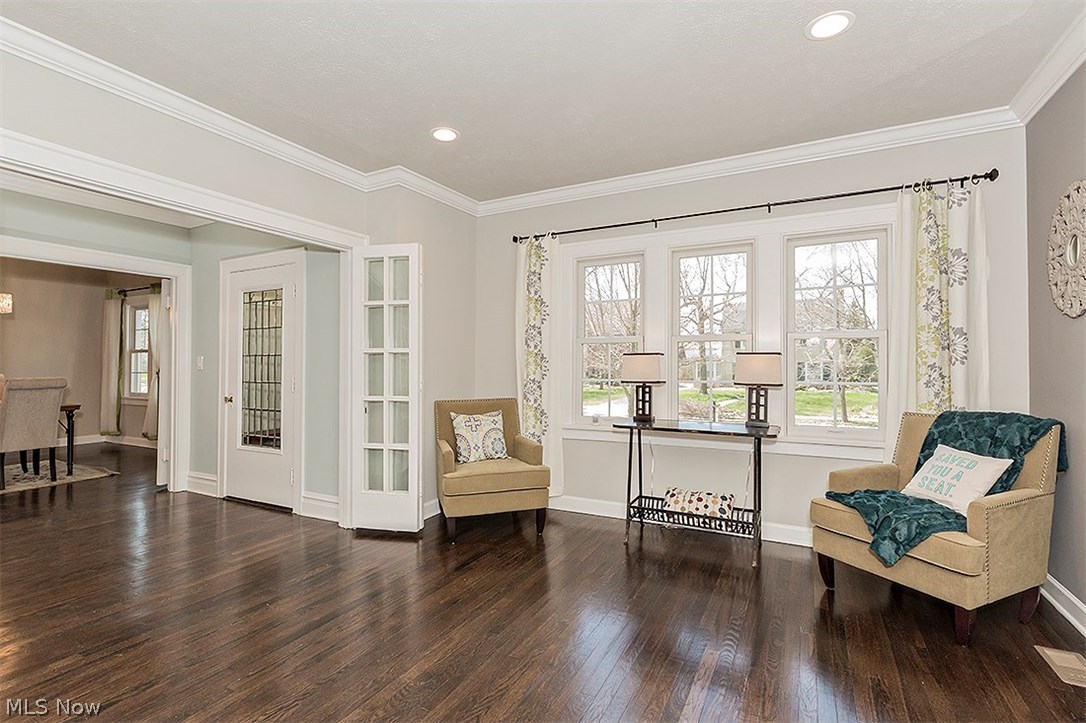 3265 Chadbourne Road Cleveland, OH 44120 - Photo 10 of 35