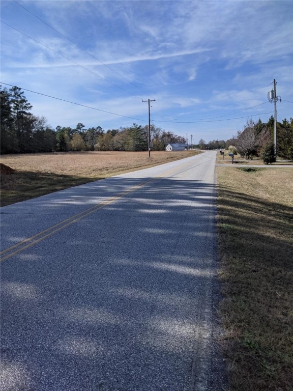 1917 Bethany Church Road Belton, SC 29627 - Photo 6 of 9