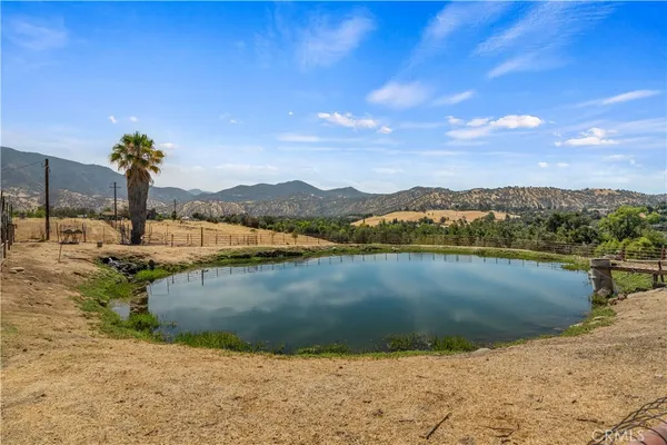 $1,675,000 | 32623 Highway 190, Springville, CA 93265