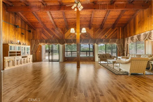 $1,675,000 | 32623 Highway 190, Springville, CA 93265