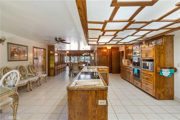 $1,675,000 | 32623 Highway 190, Springville, CA 93265