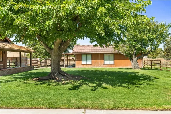 $1,675,000 | 32623 Highway 190, Springville, CA 93265