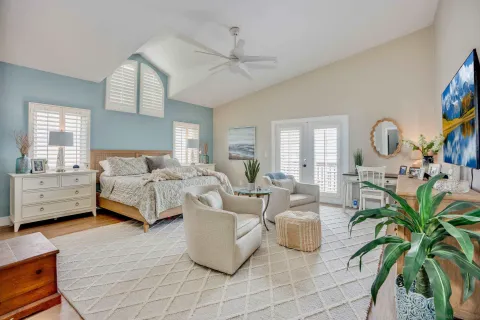 $2,095,000 | 254 C Avenue, Coronado, CA 92118
