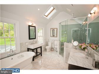 16 Rabbit Run Road Malvern, PA 19355 - Photo 7 of 12 Bathroom