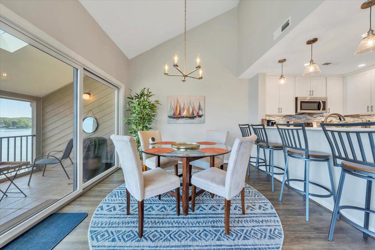 850 Gangplank Road, Unit 315 Moneta, VA 24121 - Photo 5 of 38 05-MIB08745