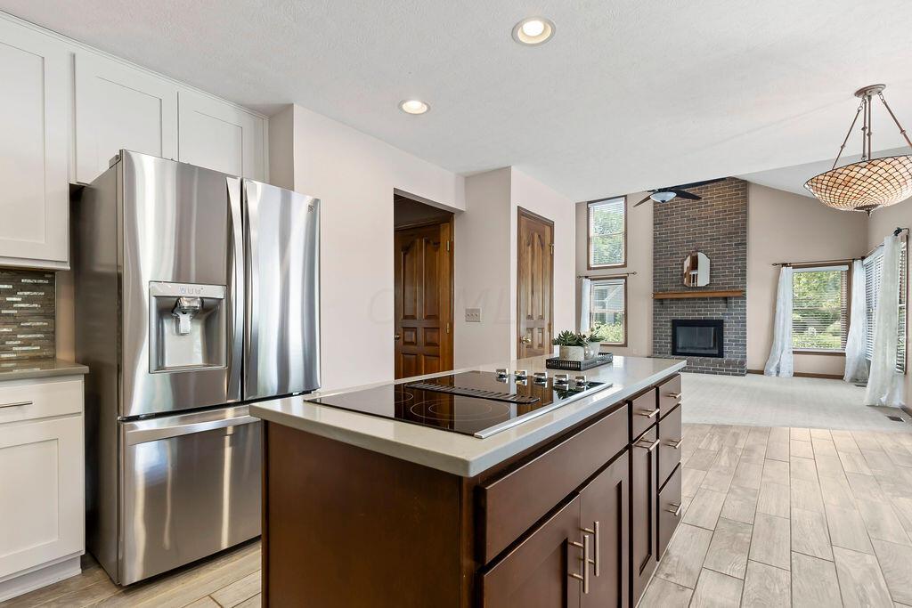 385 Beecher Road Gahanna, OH 43230 - Photo 13 of 57 KITCHEN