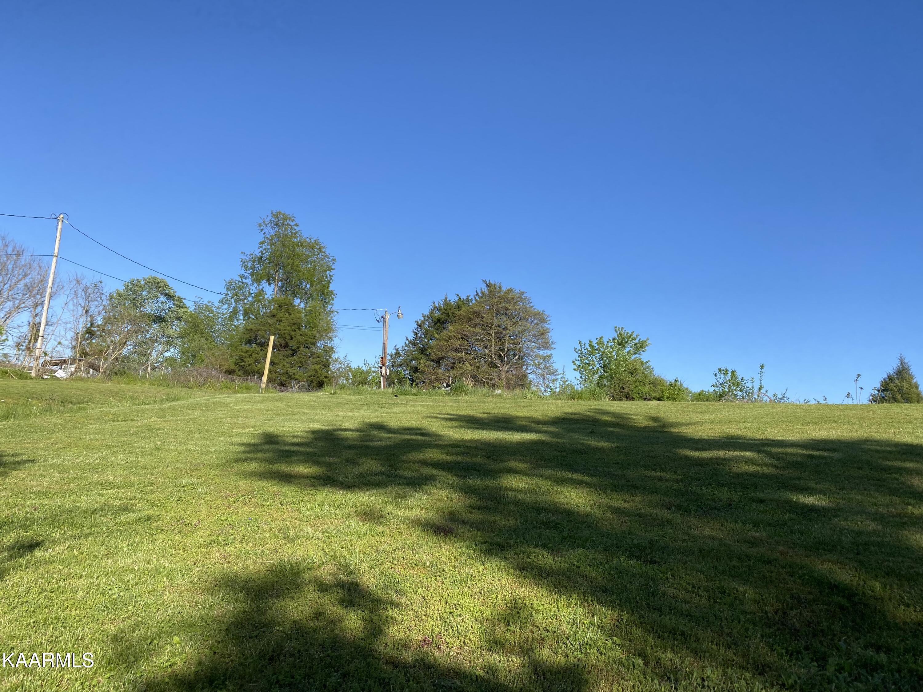 Gamble Lane La Follette, TN 37766 - Photo 6 of 8 B6597033-33E3-44F1-98F5-7272B6A18A1C