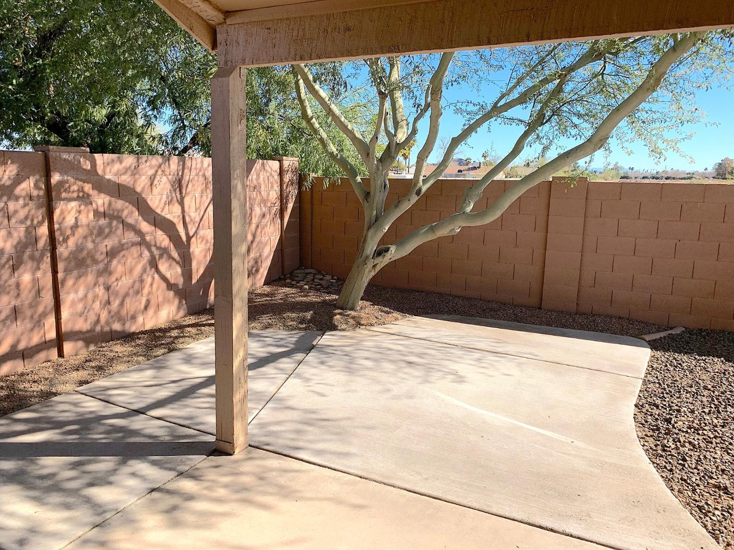 4132 East Chambers Street Phoenix, AZ 85040 - Photo 22 of 28 a view of a backyard of the house