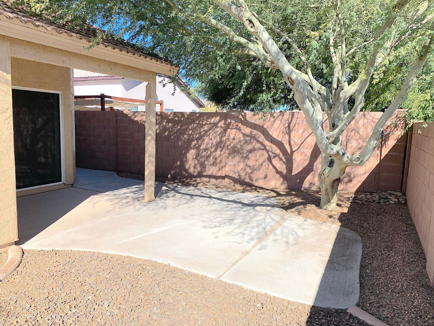 4132 East Chambers Street Phoenix, AZ 85040 - Photo 24 of 28 a view of a backyard