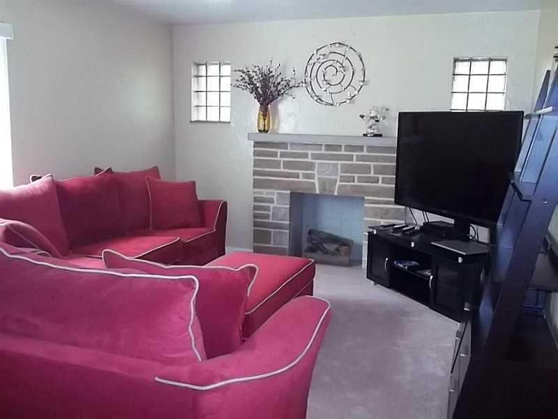 Living Room. 
