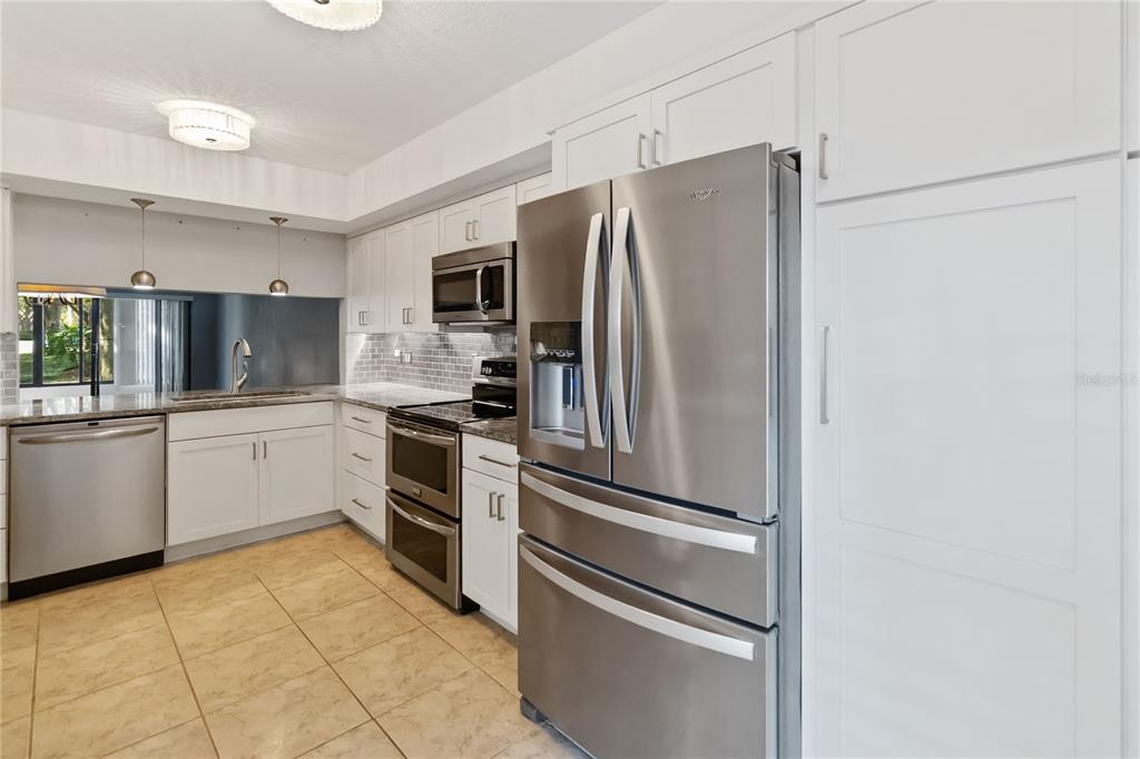 7752 High Pine Road Orlando, FL 32819 - Photo 8 of 59