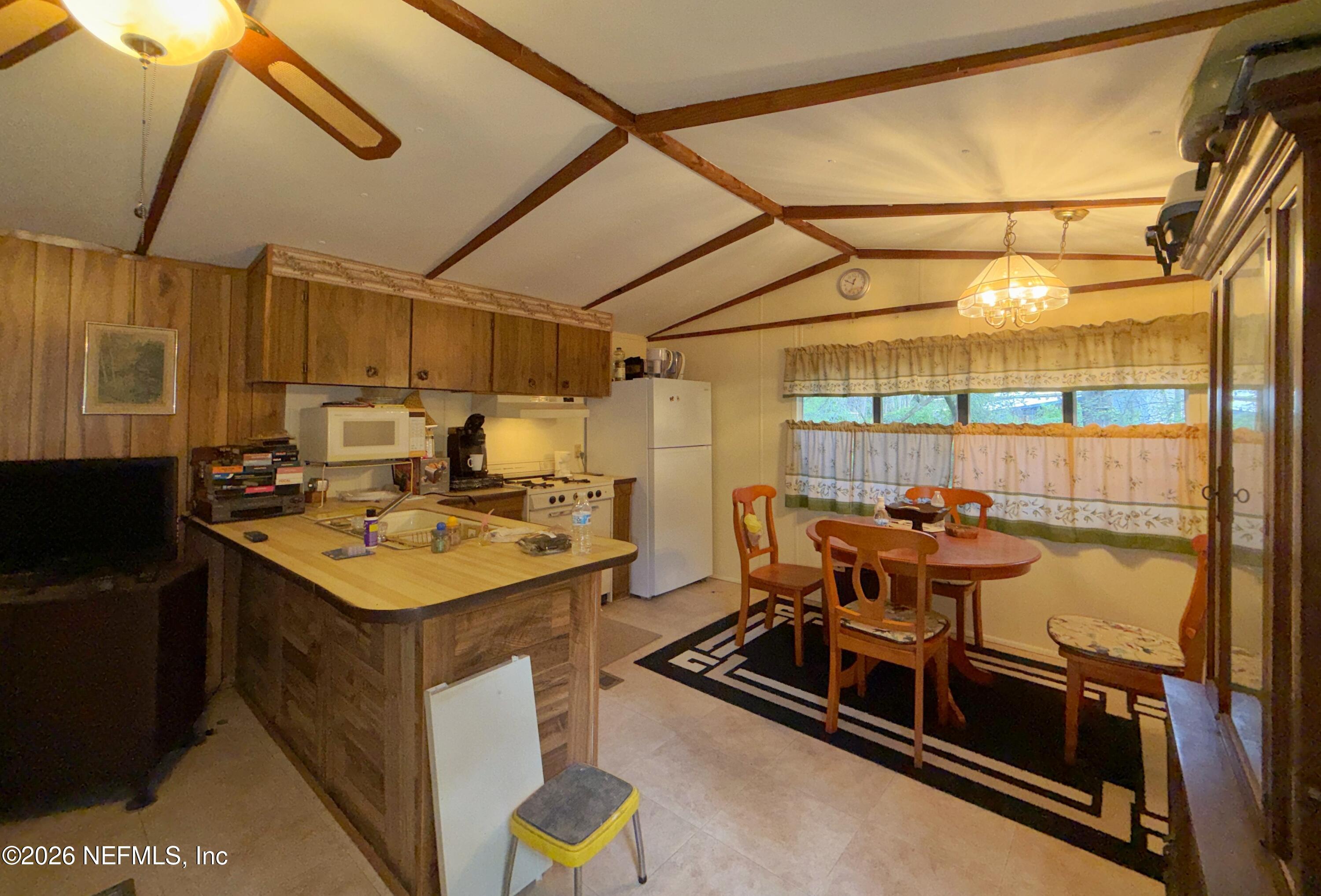 104 Helen Interlachen, FL 32148 - Photo 13 of 29 3
